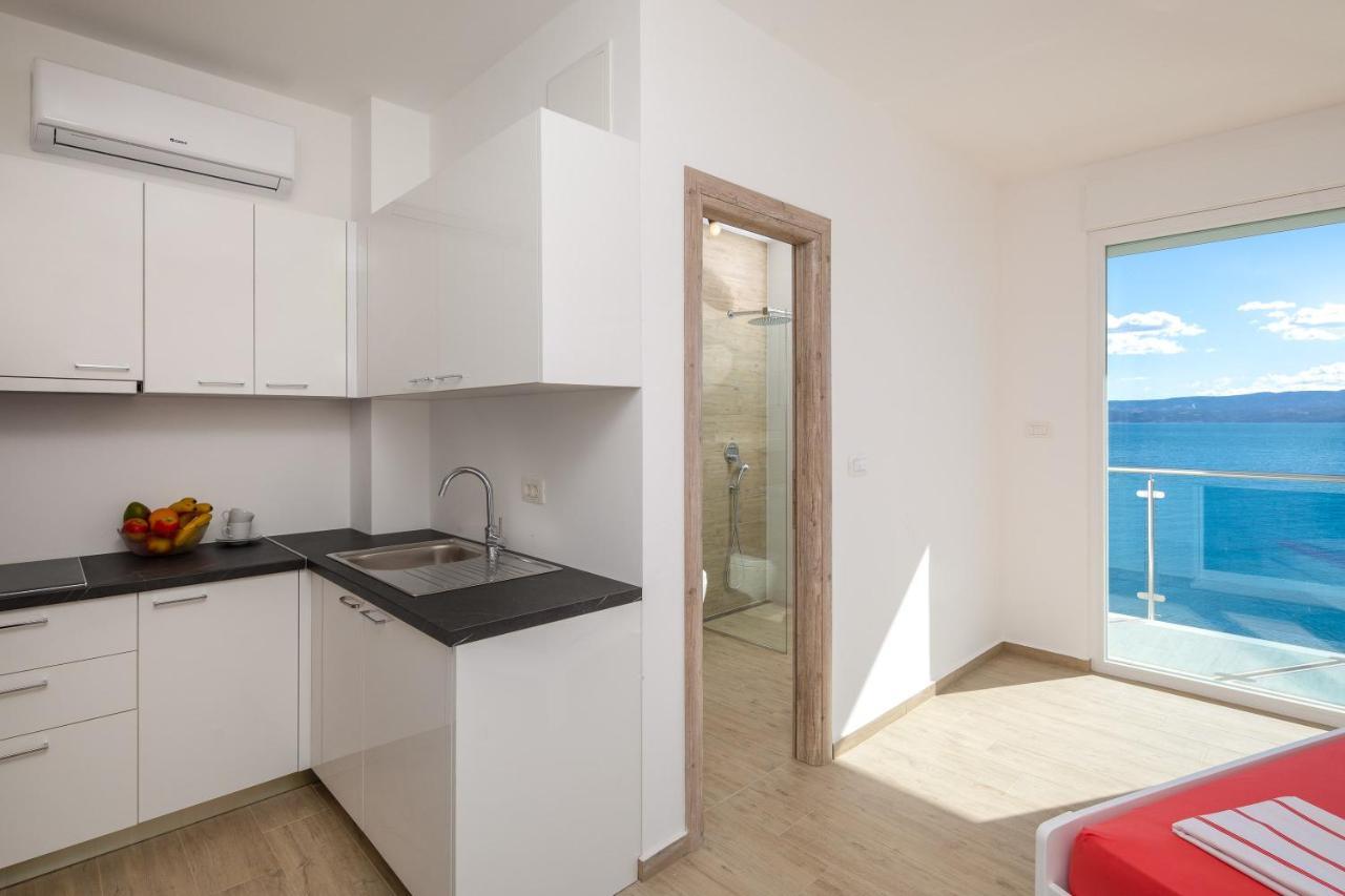 Absolute Beach Holidays Apartment Dugi Rat Luaran gambar