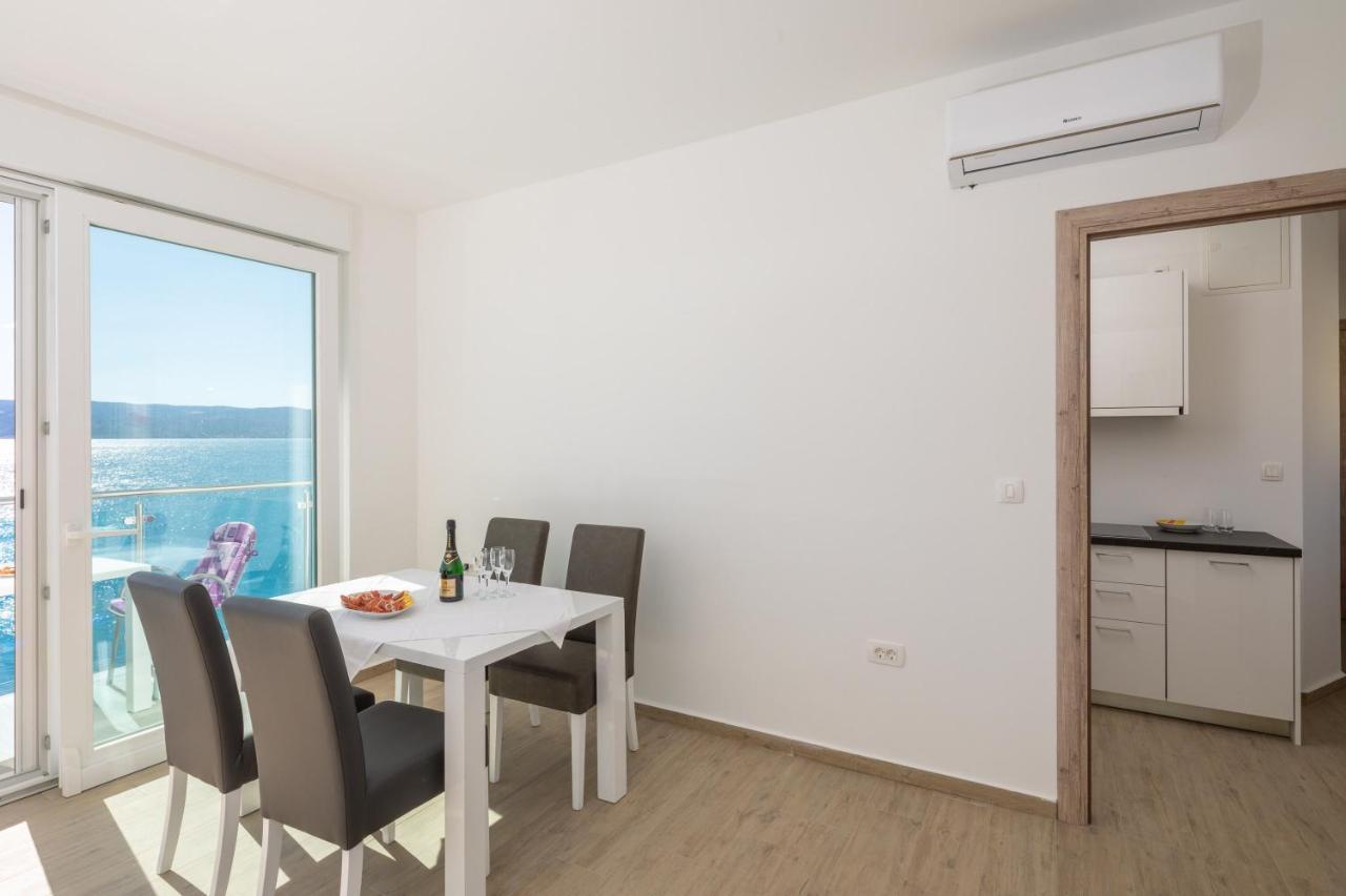 Absolute Beach Holidays Apartment Dugi Rat Luaran gambar