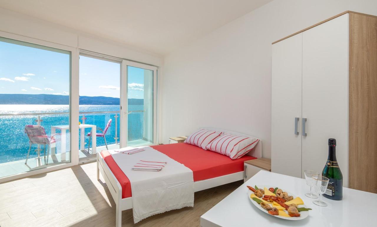 Absolute Beach Holidays Apartment Dugi Rat Luaran gambar