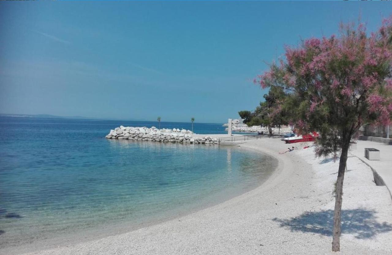 Absolute Beach Holidays Apartment Dugi Rat Luaran gambar