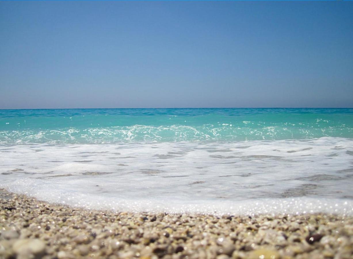 Absolute Beach Holidays Apartment Dugi Rat Luaran gambar
